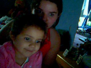 un gros bisou � ma ptite sarah qui a eu un an de plus hier!!!!